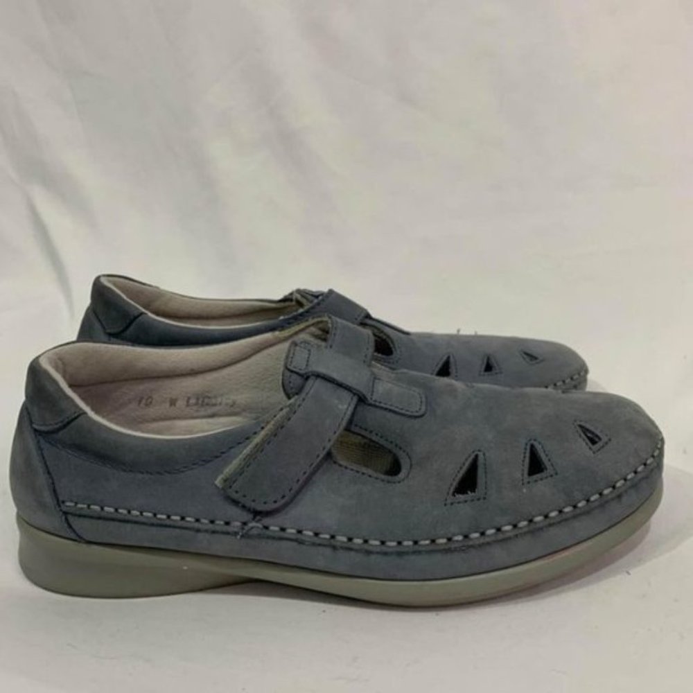 𝅺sas tripad comfort, soft step blue leather shoes. Velcro. Soft arch. Size 10w.
